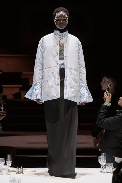 Look 53